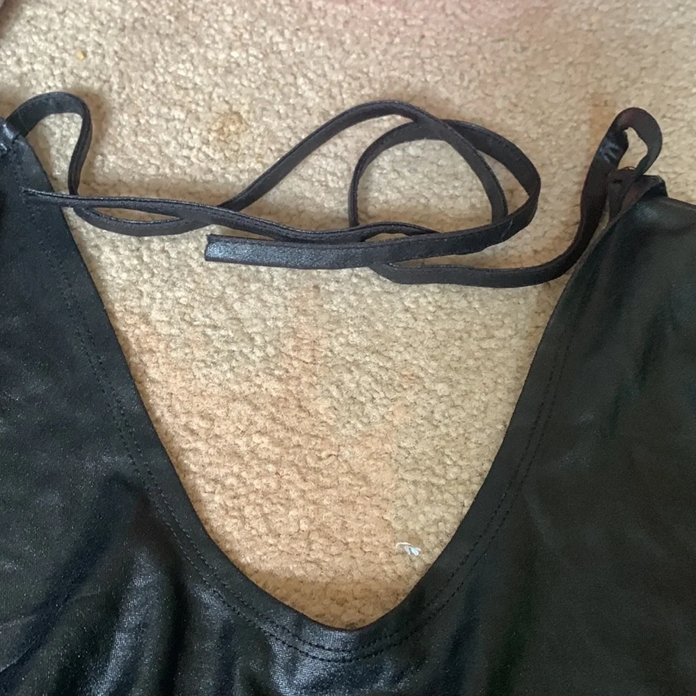 Large - Picture 2 of 3